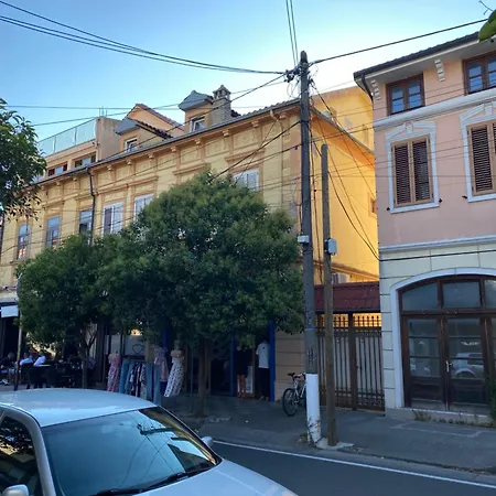 Uncle House Pensionat Shkodër